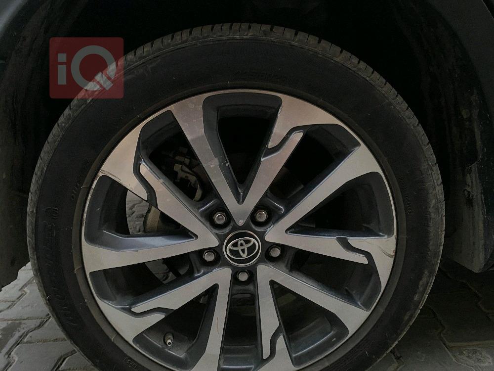 تويوتا كورولا كروس